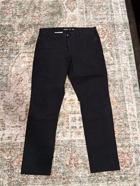Men's Black Straight-Leg Chinos